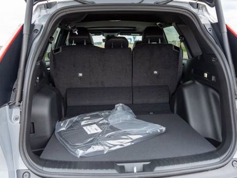 Used 2025 Honda CR-V EX image 11