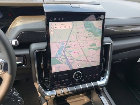 New 2026 GMC Yukon Elevation w/ Elevation Premium Package AWD/4WD image 15