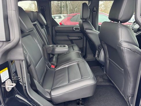 New 2025 Ford Bronco Outer Banks image 30