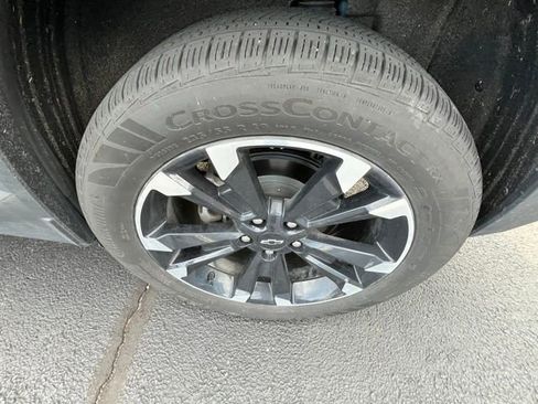 Used 2025 Chevrolet Equinox RS w/ Safety and Technology Package image 6