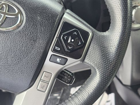 Used 2020 Toyota 4Runner SR5 image 22