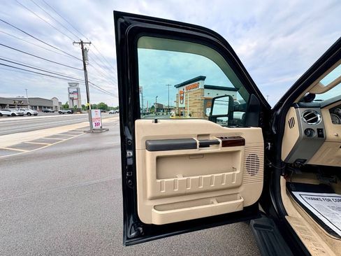 Used 2008 Ford F450 Lariat AWD/4WD image 16