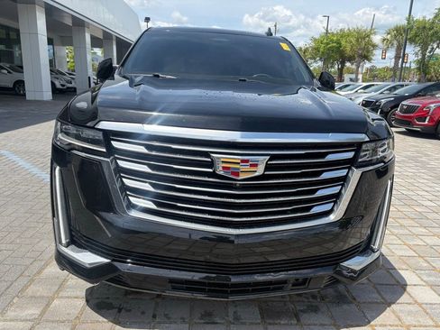 Used 2021 Cadillac Escalade Premium Luxury Platinum image 3
