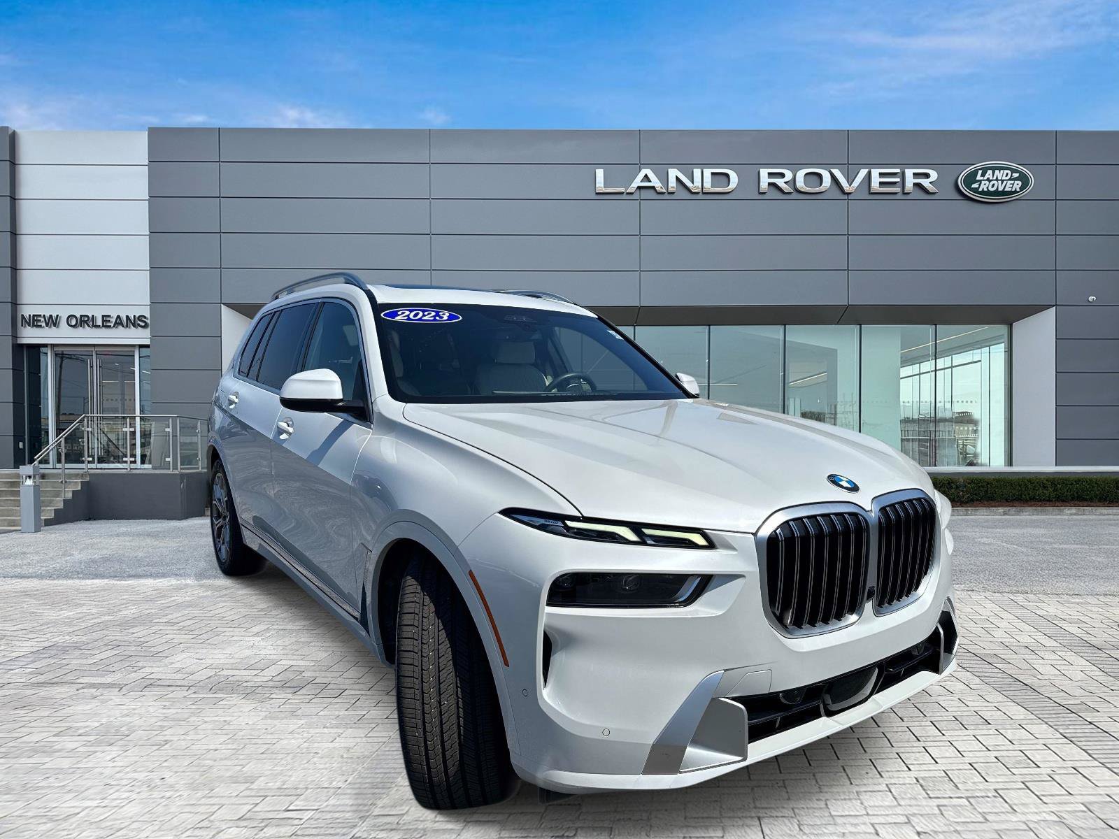Used 2023 BMW X7 xDrive40i w/ Executive Package AWD/4WD image 5