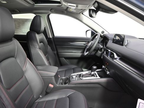 New 2025 MAZDA CX-5 Carbon Edition image 16