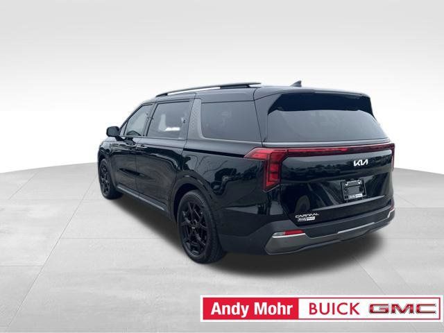 Used 2025 Kia Carnival SX w/ SX Dark Edition Package FWD image 15