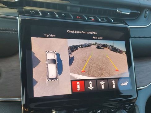 New 2025 Jeep Grand Cherokee Summit w/ Obsidian Package image 11