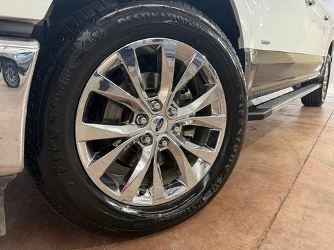 Used 2017 Ford F150 XLT w/ Equipment Group 302A Luxury RWD image 18