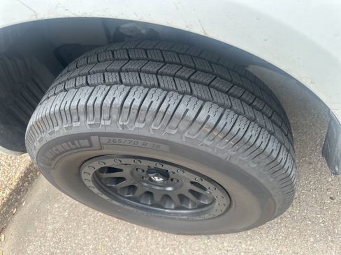 Used 2017 Nissan Frontier PRO-4X image 10