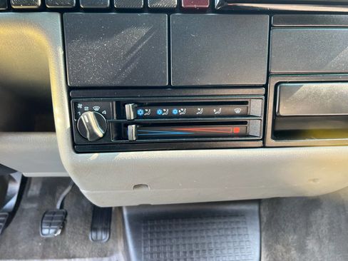 Used 1995 Volkswagen Eurovan Camper image 29