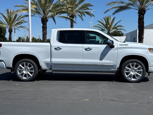 New 2026 Chevrolet Silverado 1500 High Country AWD/4WD image 2