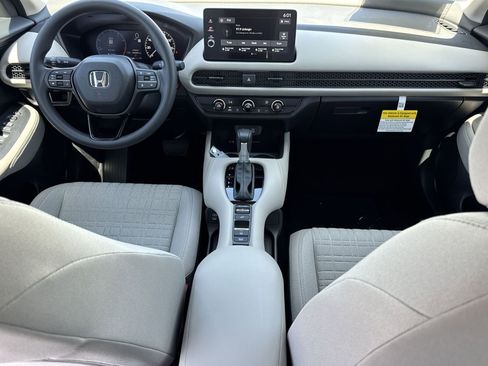 New 2026 Honda HR-V LX image 10