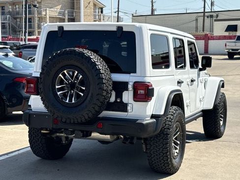 Used 2024 Jeep Wrangler Unlimited Rubicon 392 AWD/4WD image 4