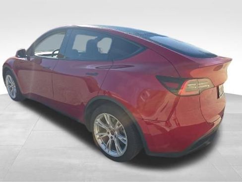 Used 2020 Tesla Model Y Long Range image 6