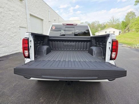 New 2026 GMC Sierra 1500 Elevation w/ Elevation Premium Package AWD/4WD image 12