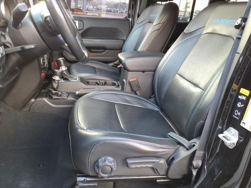 Used 2022 Jeep Wrangler Unlimited Rubicon 4xe w/ Cold Weather Group image 14