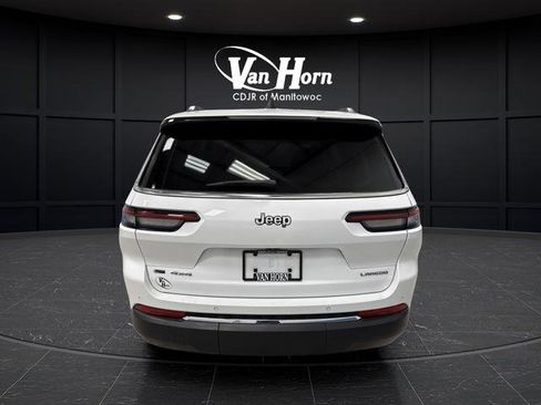 Used 2023 Jeep Grand Cherokee L Laredo image 11