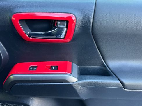 Used 2019 Toyota Tacoma TRD Pro image 18