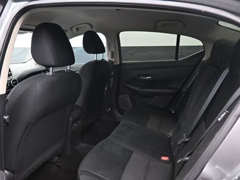 Used 2022 Nissan Sentra SV FWD image 15
