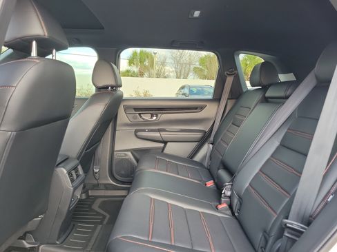 Used 2025 Honda CR-V Sport-L image 14