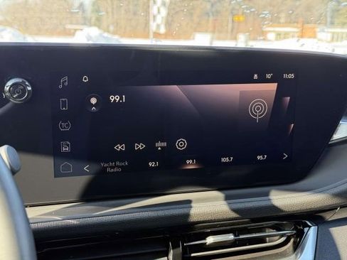 Used 2024 Buick Envista Sport Touring w/ Convenience I Package image 23