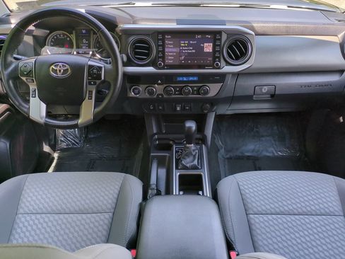 Used 2023 Toyota Tacoma SR5 w/ Technology Package AWD/4WD image 15