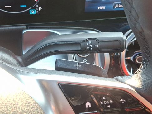 Certified 2024 Mercedes-Benz GLB 250 4MATIC image 15