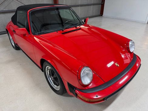 Used 1987 Porsche 911 Carrera RWD image 24