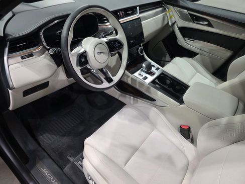 New 2026 Jaguar F-PACE R-Dynamic S AWD/4WD image 7