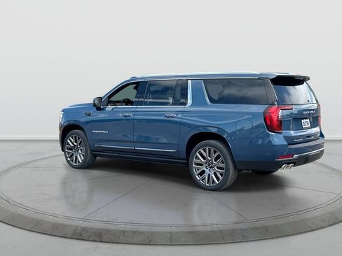 New 2026 GMC Yukon XL Denali Ultimate AWD/4WD image 6