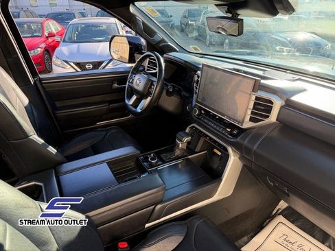 Used 2022 Toyota Tundra Platinum AWD/4WD image 13