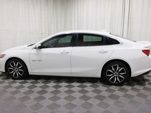 Used 2021 Chevrolet Malibu RS FWD image 33