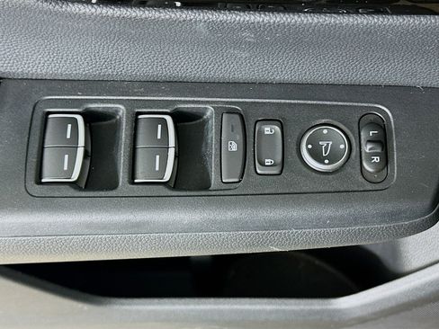 Used 2025 Honda CR-V EX-L image 15
