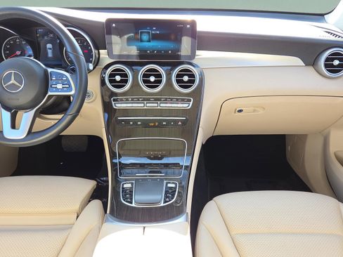 Certified 2021 Mercedes-Benz GLC 300 image 12