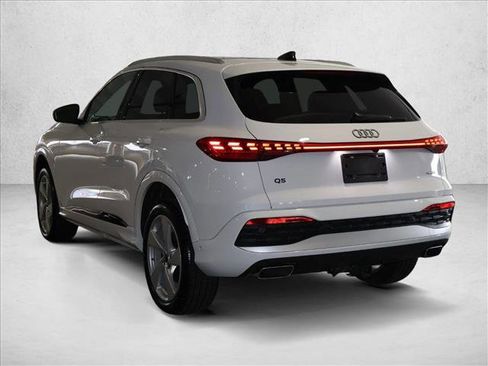 Used 2025 Audi Q5 Premium w/ Premium Plus AWD/4WD image 9