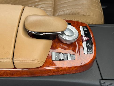 Used 2008 Mercedes-Benz S 550 image 37