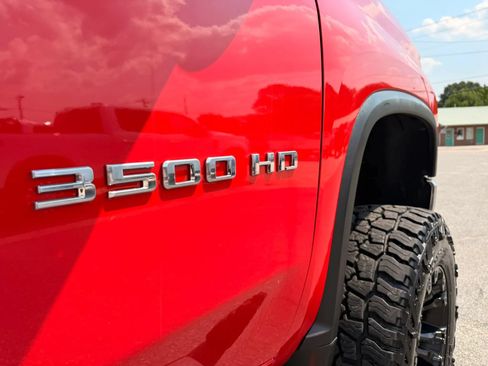 Used 2020 Chevrolet Silverado 3500 LTZ AWD/4WD image 15