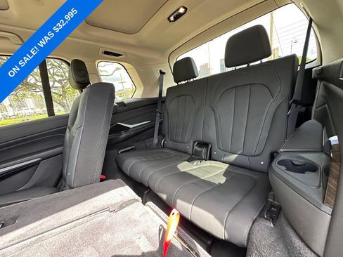 Used 2020 BMW X7 xDrive40i w/ Cold Weather Package AWD/4WD image 13