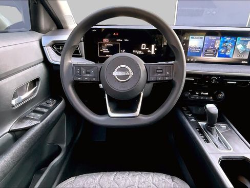 Certified 2026 Nissan Kicks SV FWD image 6