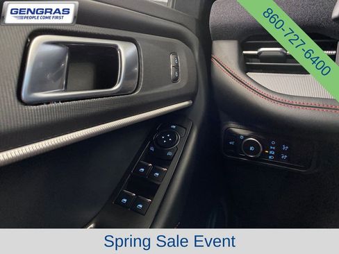 Used 2025 Ford Explorer ST-Line w/ ST-Line Street Pack AWD/4WD image 23
