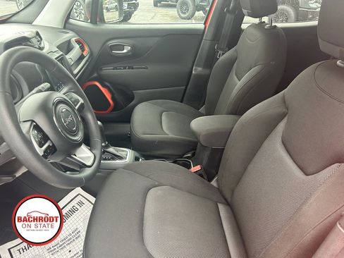 Used 2019 Jeep Renegade Sport AWD/4WD image 9