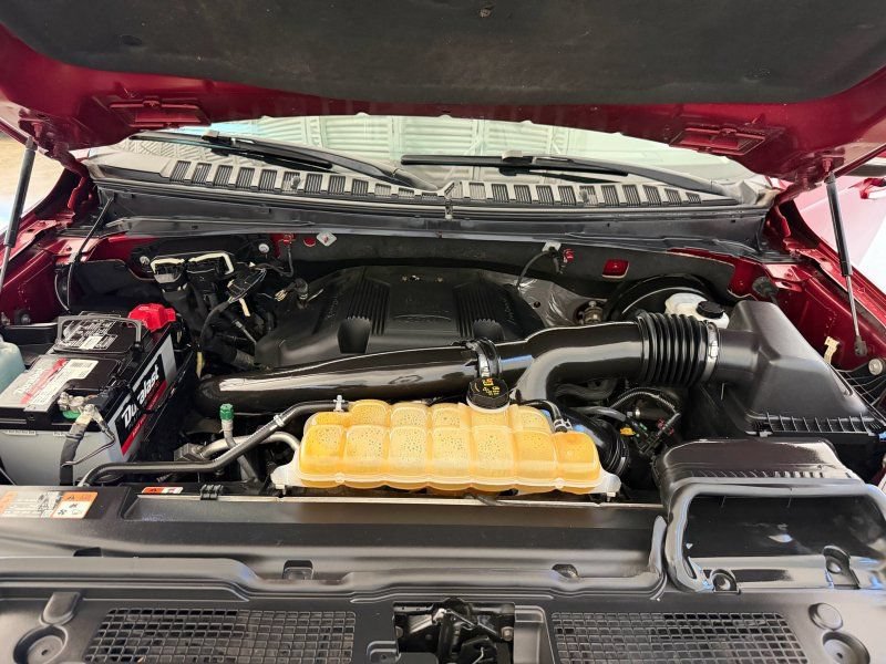 Used 2018 Ford Expedition Limited w/ Equipment Group 301A RWD image 40