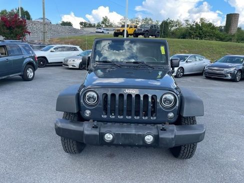Used 2016 Jeep Wrangler Unlimited Sport w/ Quick Order Package 24S AWD/4WD image 3