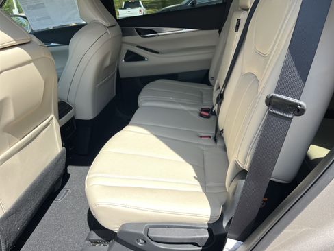 Used 2025 INFINITI QX60 Luxe w/ Lighting Package (N94) image 6