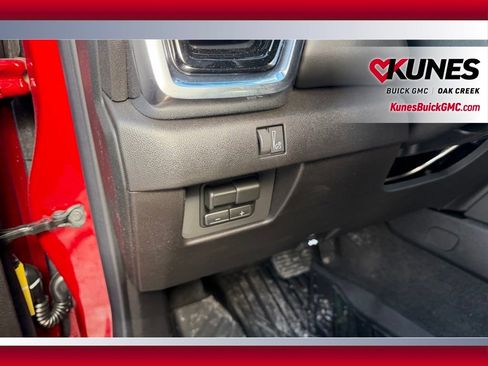 New 2026 GMC Canyon Elevation w/ Convenience Package image 12