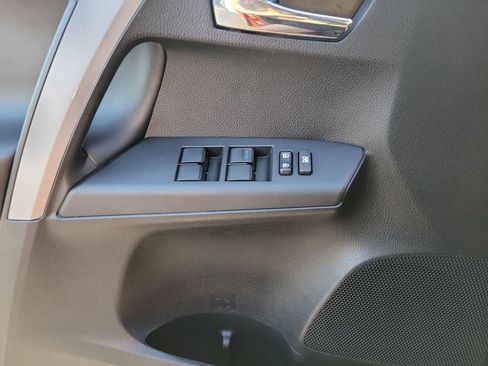 Used 2016 Toyota RAV4 XLE image 16