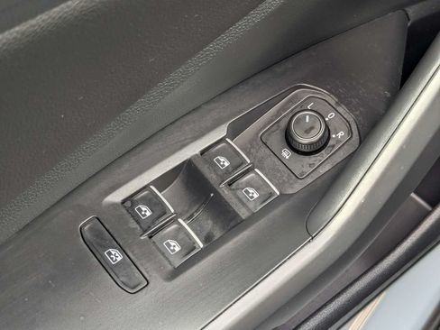 Certified 2026 Volkswagen Jetta Sport FWD image 28
