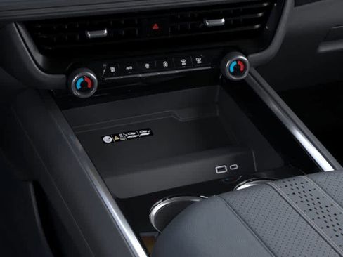 New 2025 Chevrolet Suburban High Country image 22