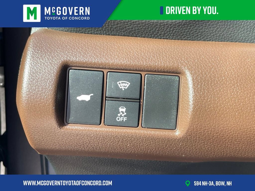 Used 2025 Honda Pilot Elite image 14