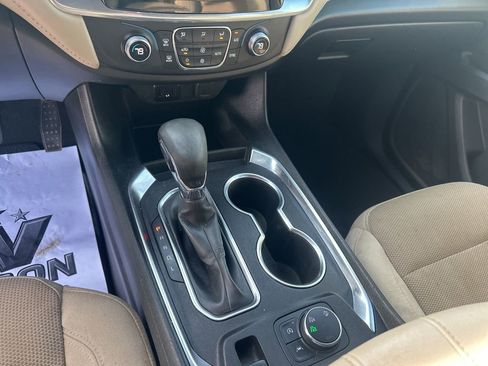 Used 2022 Chevrolet Traverse LS w/ Midnight/Sport Edition image 14